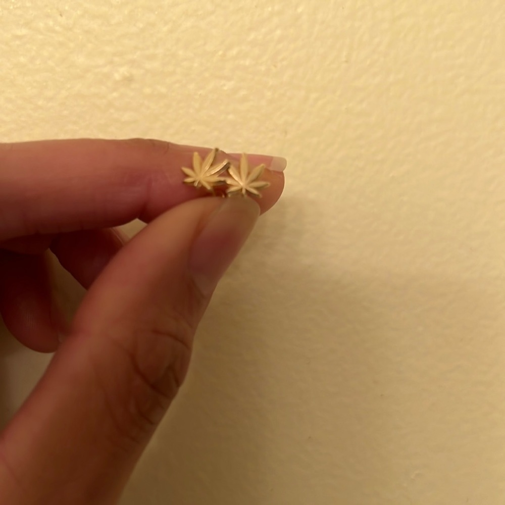 14 K earrings